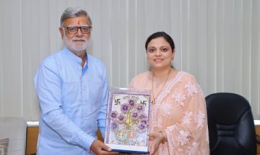 Legendary media veteran Prabhu Chawla shares insights with students at Accurate Institute orientation program