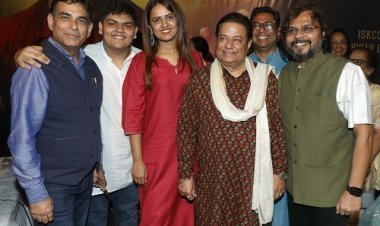 Anup Jalota Enthralled Audience with Bhajans at 'Krishnarth' Program Organised by Studio Refuel