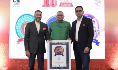 Double Gold! Muthoot Microfin Shines at SKOCH Awards 2025
