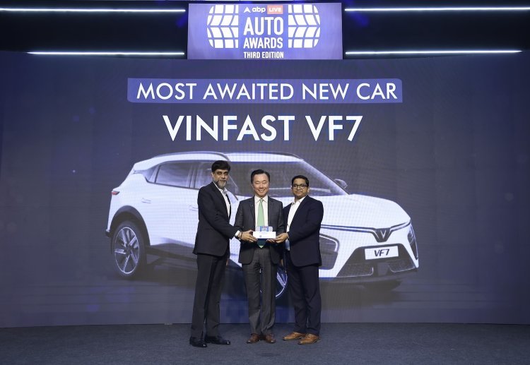 Vinfast VF 7 Electric SUV Honoured with 'Most Awaited New Car' Award in india