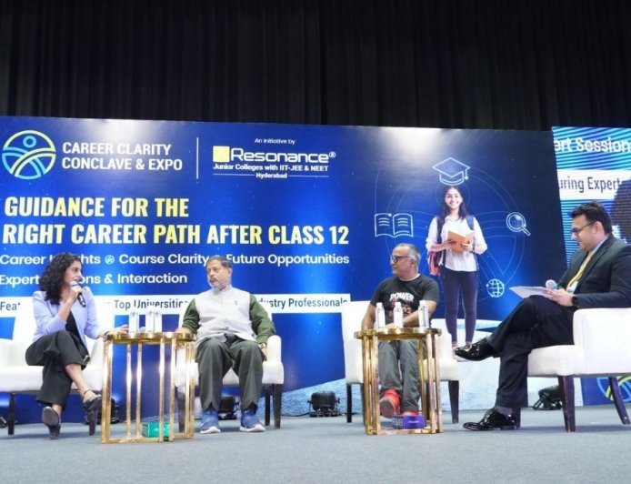Resonance Hyderabad Hosted Career Clarity Conclave & Expo at JNTU Auditorium, Hyderabad