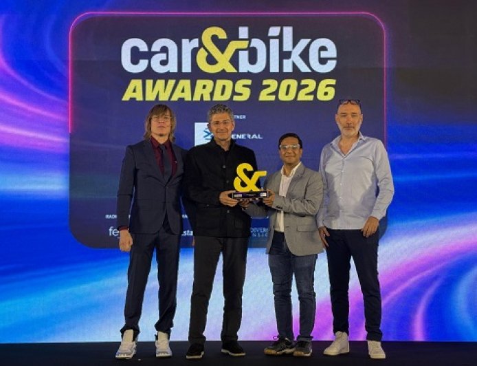 Yezdi Roadster wins car&bike 'Bike Design of the Year' for its Defiant Design