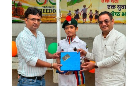 Sunlight School Celebrates 80th Independence Day with Student-Led Patriotic Programme