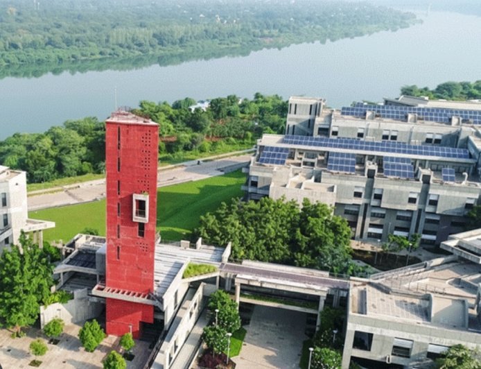 IIT Gandhinagar’s Residential PG Diploma in AI-ML & Agentic AI Engineering program curated for Forward Deployed AI Engineering roles