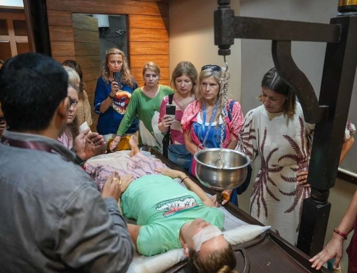 Gujarat based Parul University hosts 24 Ayurveda Practitioners from Poland for international Panchakarma and Ayurveda programs