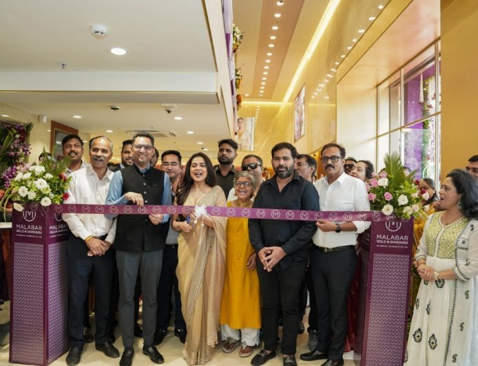 Malabar Gold & Diamonds Relaunches Hadapsar Showroom in Pune